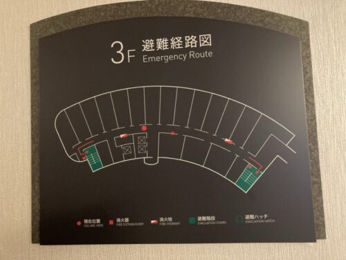 函館国際ホテル　西館3階　避難経路図