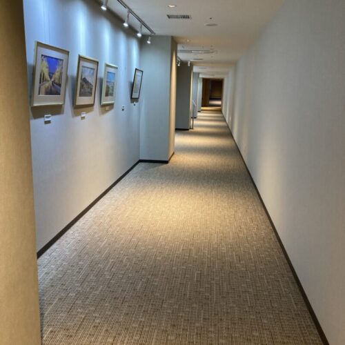 函館国際ホテル　3階　西館への通路