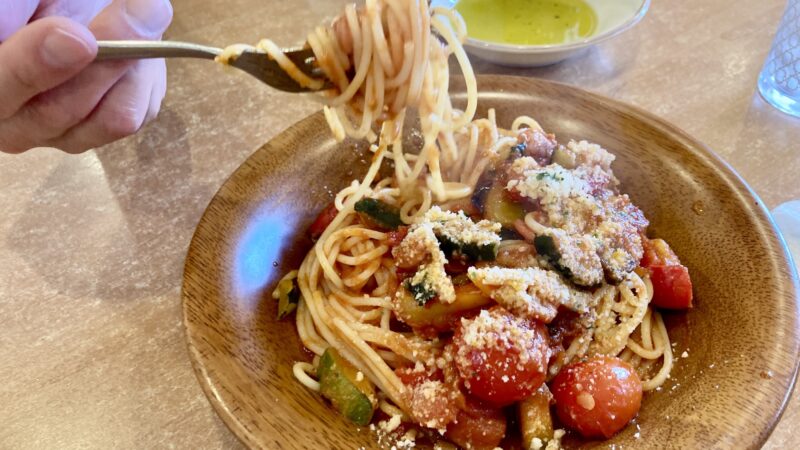 サイゼリヤ　イタリア野菜のトマトスパゲッティ